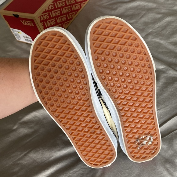 Checkered vans - Picture 3 of 4